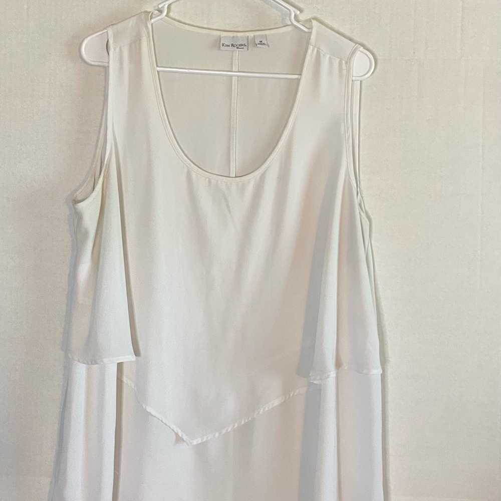 Kim Rogers 1X cream tiered tank